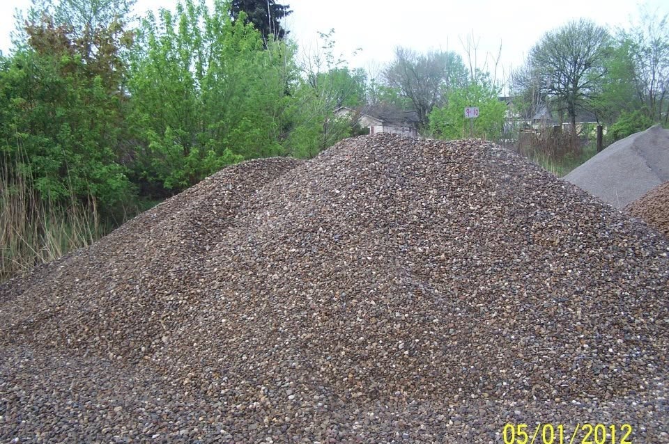 #6 gravel pile